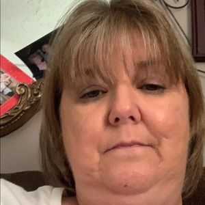 Meet your Posher, Connie